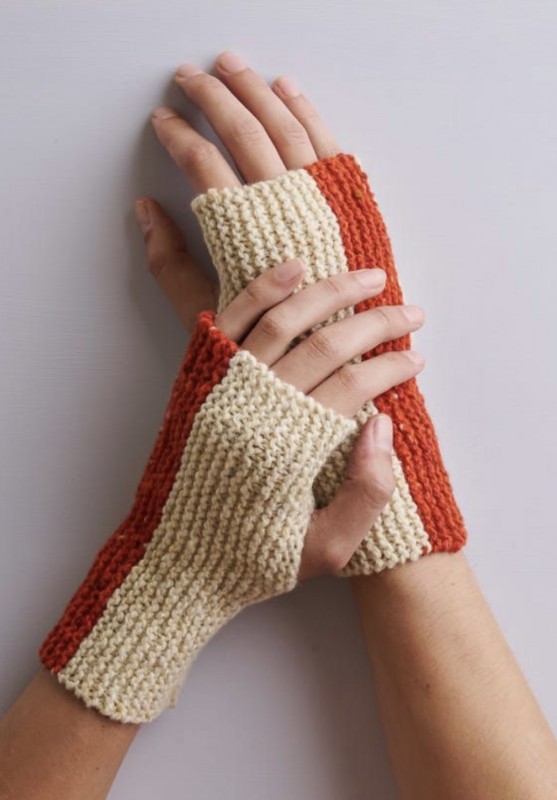 Flip Side Hand Warmers — All Knitting Ideas