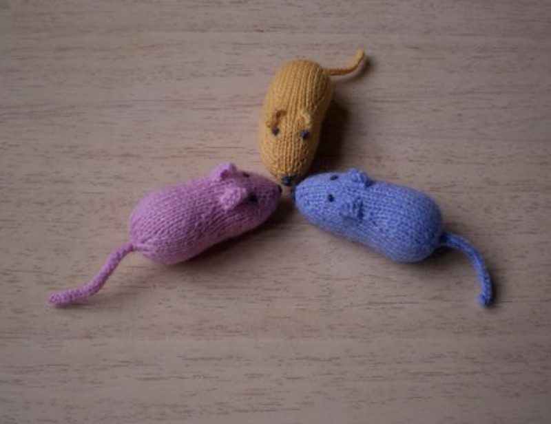 Simple Knit Mice — Knitting Ideas