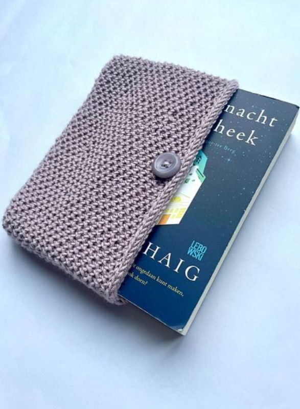 Knitted Book Cover — Knitting Ideas