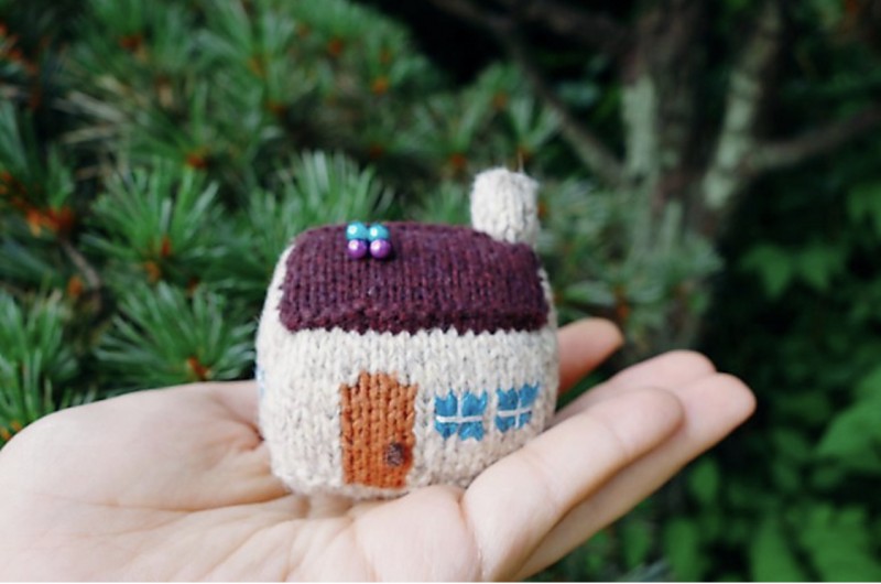 Knitted Miniature House — All Knitting Ideas