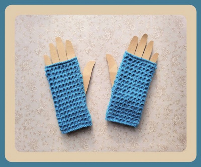 Simple Fingerless Mittens — All Knitting Ideas